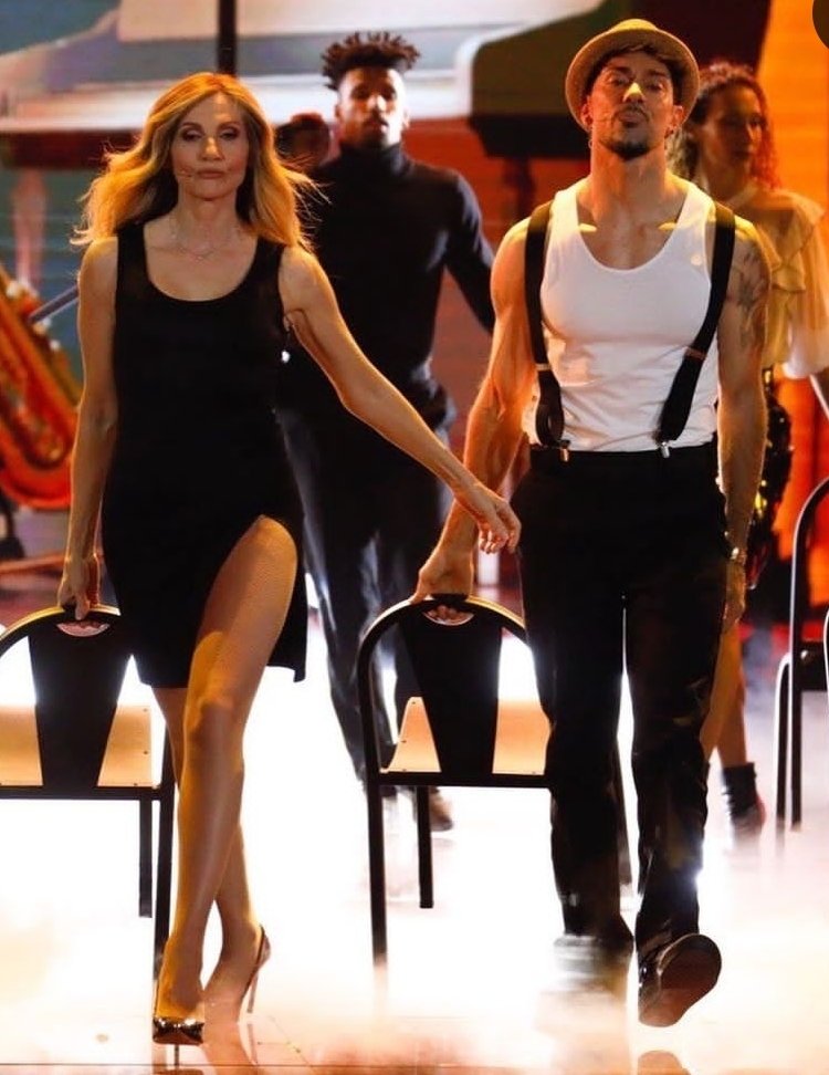 francescapeno's tweet photo. Oggi è il  giorno dedicato alla danza. Evviva la danza! Grazie @LCuccarini per avermi fatto innamorare di questa  meravigliosa Arte https://t.co/lp7ofbreoj