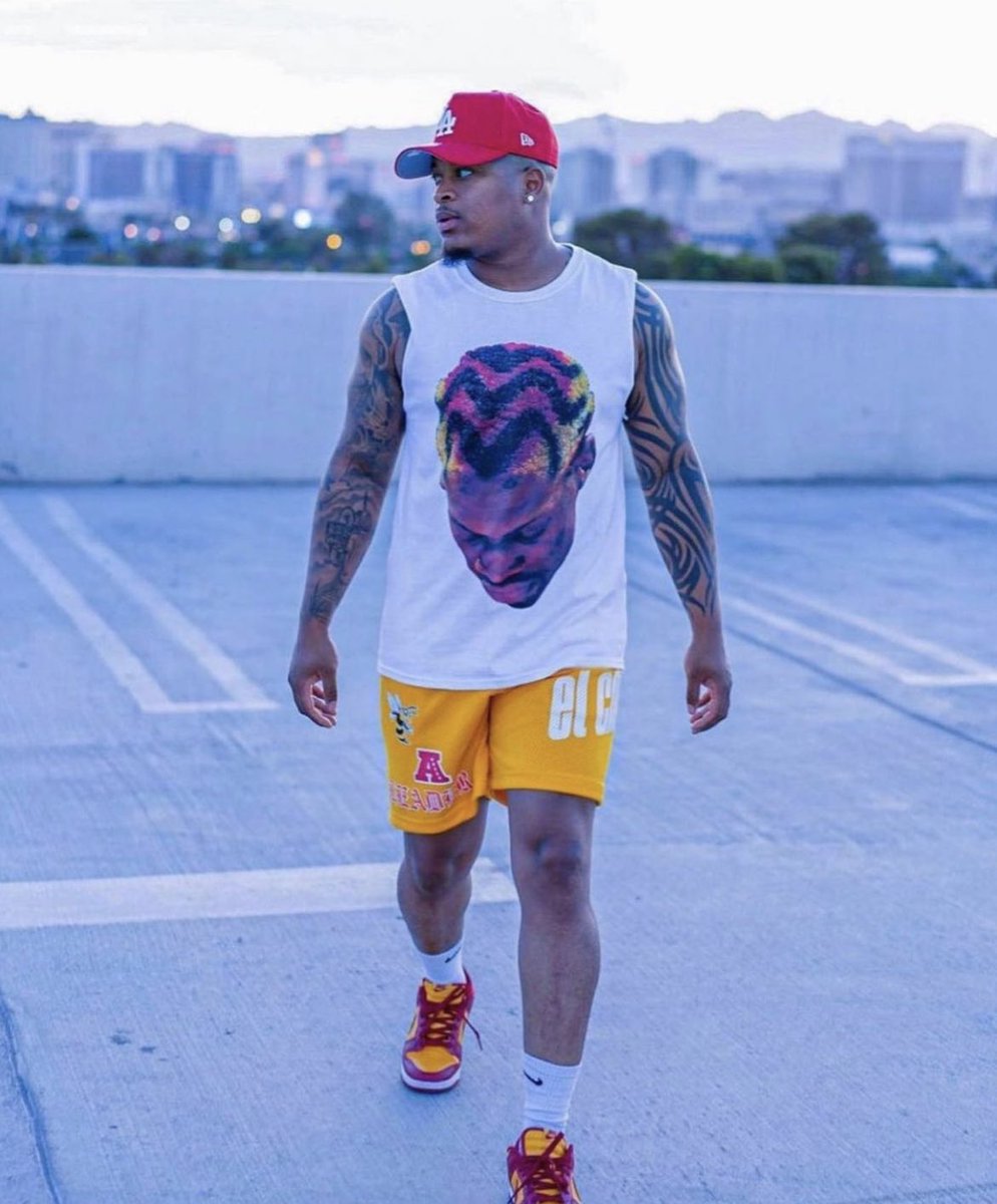 wwHalloffame's tweet photo. ALL NBA TEES WILL BE $10 OFF AT CHECKOUT 🏀

SHOP: https://t.co/Vm9IqmhLzC

LIMITED RELEASE 🔥

#nba #NBAPlayOff #NBAPlayoffs #streetwear #fashion #clothing #sports #KobeBryant #LeBronJames #celtics #lakers #heat #jimmybutler #tatum #76ers #knicks #gsw #kings #basketball https://t.co/L2WDp5kesu
