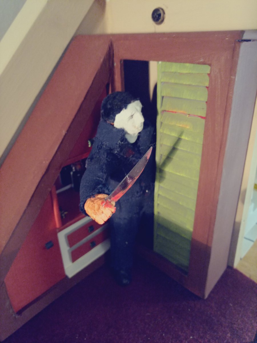 lostmartyn's tweet photo. Laurie Strode's bedroom in my #horror #dolls house...
#Halloween #michaelmyers
#HorrorFamily #HorrorFam #modelling #crafts #HorrorCommunity #HorrorMovies @jamieleecurtis @CarpenterMovies https://t.co/O4Fg19La6m