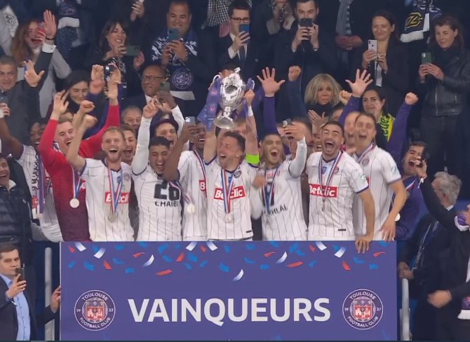 FDG_Officiel_'s tweet photo. Cette équipe a plus de titres que l'OM sur les 10 dernières années et Payet durant toute sa carrière
#FCNTFC https://t.co/jFuLcYKd0o