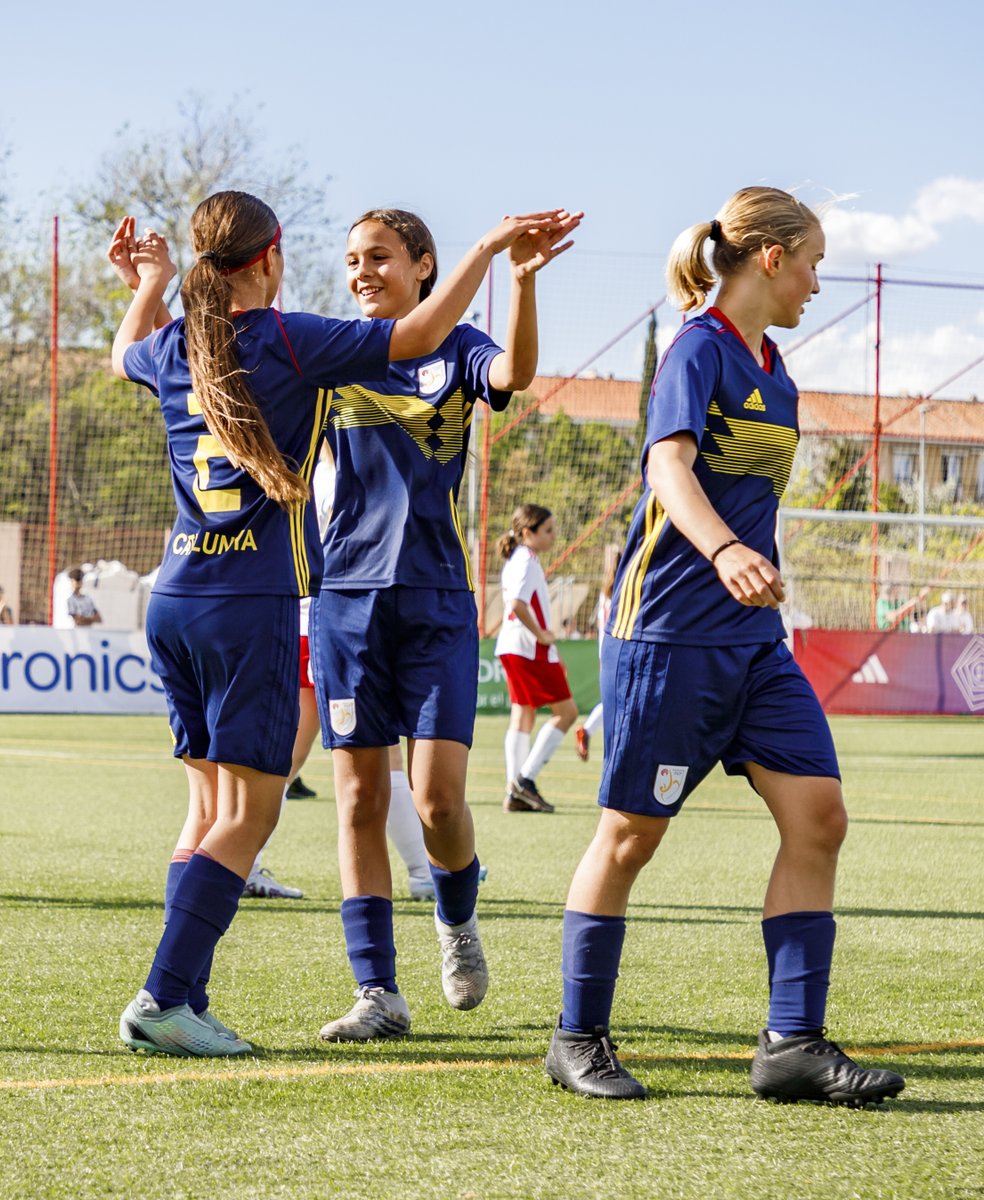 FCF_CAT's tweet photo. 𝐌𝐚𝐭𝐜𝐡𝐝𝐚𝐲 🟡🔴

🏆 Campionat d'Espanya

⏰ 11.40h
#sub12F 🆚 @RFAF 

⏰ 12.45h
#sub12M 🆚 @RFAF 

📺 En directe a https://t.co/slP29dpLeJ

A per totes! 👏🏻

#SeleccionsCAT https://t.co/FP5X8uT7Q9
