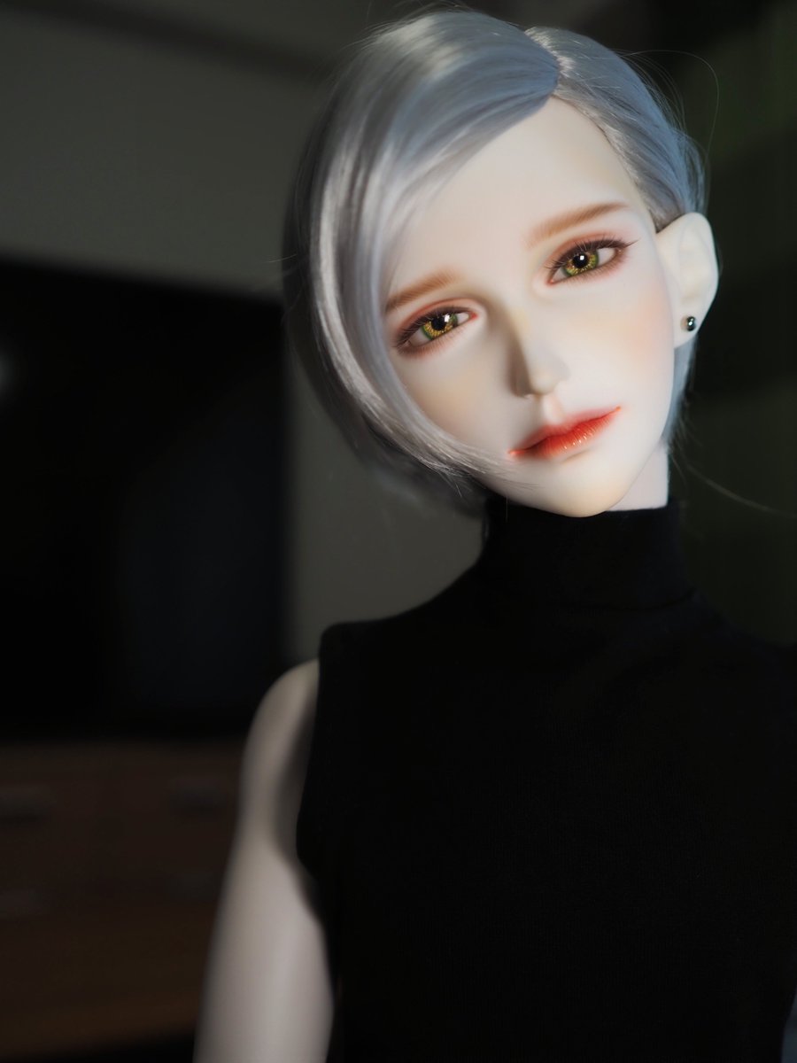 aosasa0707's tweet image. おはようございます☀
首傾げるのズルイ！可愛い🥰
パーフェクトヒューマ……(  ¯ ³¯)

今日は朝から大忙しです。
頑張れ私……٩(´･ω･`)و
#iosdoll