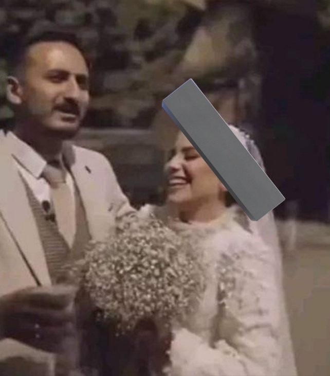 AsmaaAhmed413's tweet photo. بمناسبة الڤيديو ده والهجوم الكبير عليه، بكلام زي : "هي ازاي سكتتله، ازاي مادلقتش الشاي عليه ومشيت، هي بتضحك على ايه، هو ازاي يقول كده" (مع بعض الشتـايم)

فيه مقولة لعُمر بن الخطاب بحبها أوي نَصّها :
"إذا رأيتم أخًا لكم زل زلة فَسددوه، ولا تكونوا أعوانًا للشياطيــن على إخوانكم" . https://t.co/47iYd7tvWV