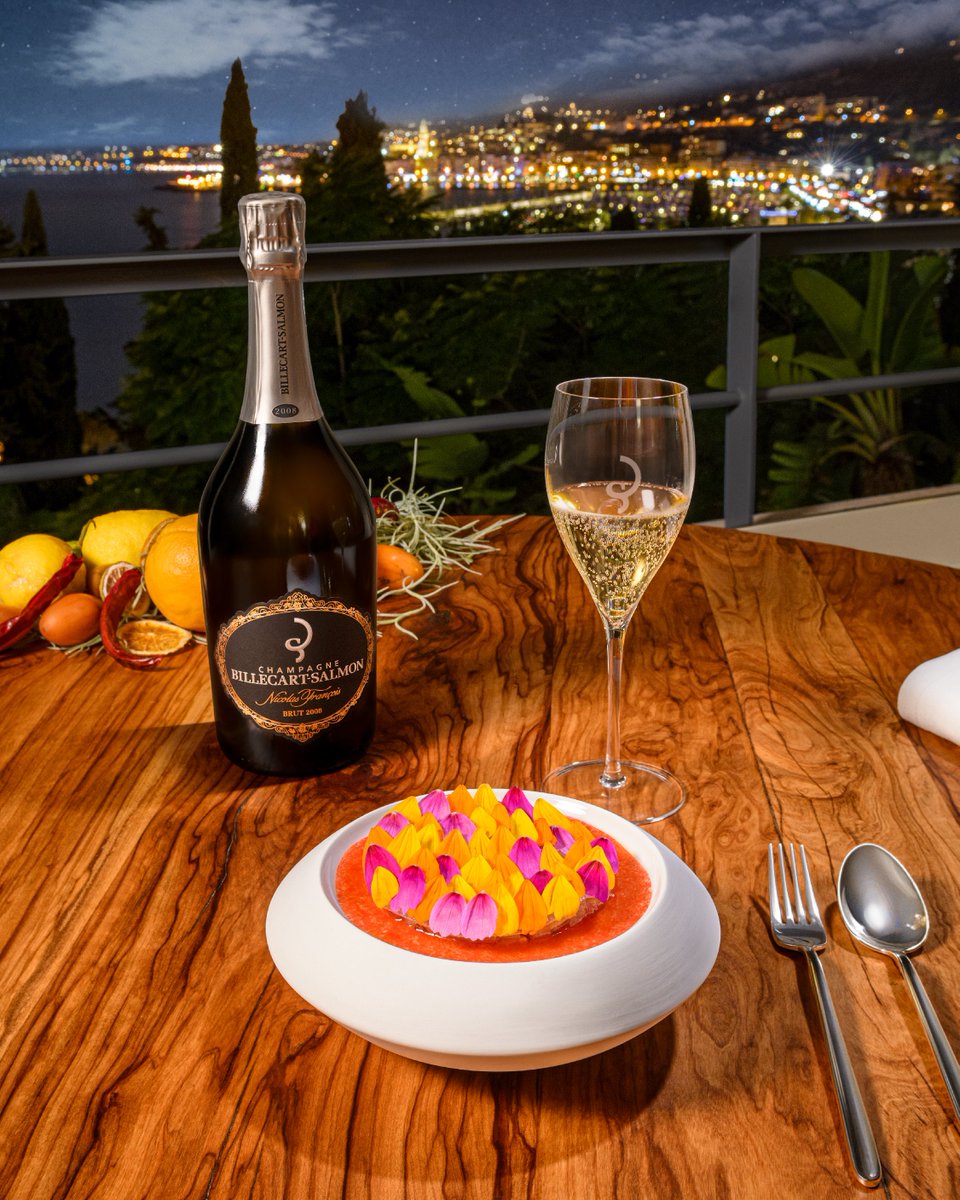 [FOOD PAIRING]
<a href="/maurocolagreco/">Mauro Colagreco</a> has prepared a beet tartare entrée garnished with cosmos flowers.The bright, citrus-forward notes found in our Nicolas François 2008 contrasts the earth-driven notes of Chef ’s root vegetables—a savory, seasonal pairing.
