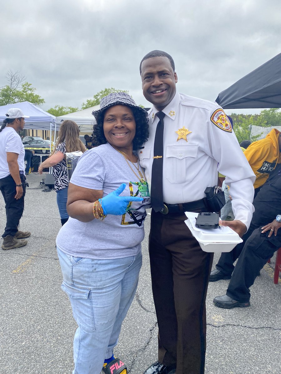 PGSheriff_PIO's tweet photo. heriff Carr was honored to support the 7th DAHIICVF: Stop the Violence, Start the Healing Anniversary. This event brings awareness to the violence in our community and is a reminder that together, we can make a difference. #PGSO https://t.co/Tp5cYkoOKE