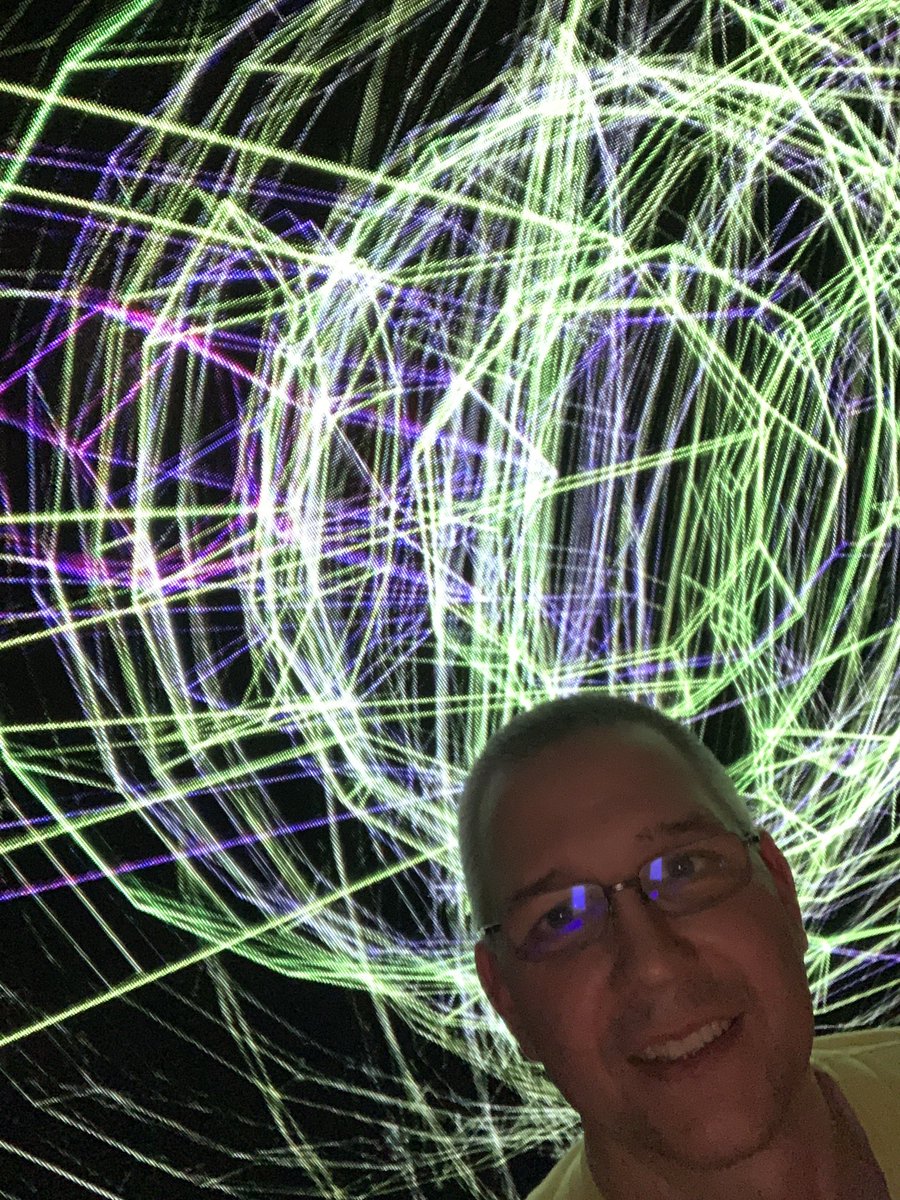 LernChance's tweet photo. Ein gelungener Abend im Kulturhaus #Gleis21. — #Disco #Track21
Zurück in die Schulzeit 😎
#Limmattal #Dietikon https://t.co/CtaegceHGW
