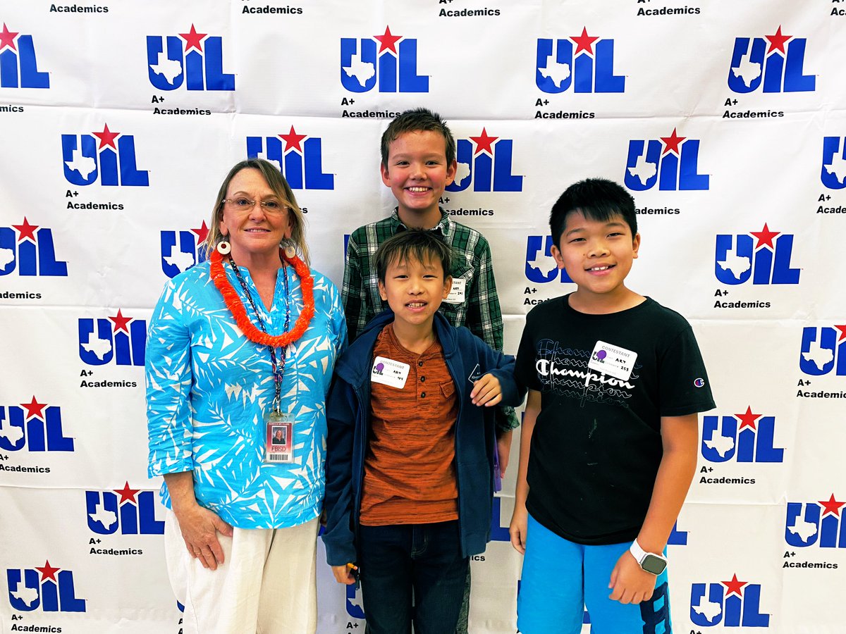 artsmartmcclure's tweet photo. UIL Art     Colony Meadows Placed !!
Owen 1st , Micah 2nd , Andrew 3rd 
I am honored to have had the chance 
To coach them. https://t.co/Po1QShHnSp