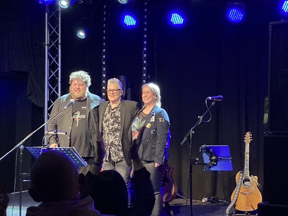 Galafoxes's tweet photo. Superb set by @horsemusic at @macartscentre in Galashiels 💚Thanks to Chris and Katie and all @macartscentre for a great evening as always #LiveBorders https://t.co/M9uUTekjrp