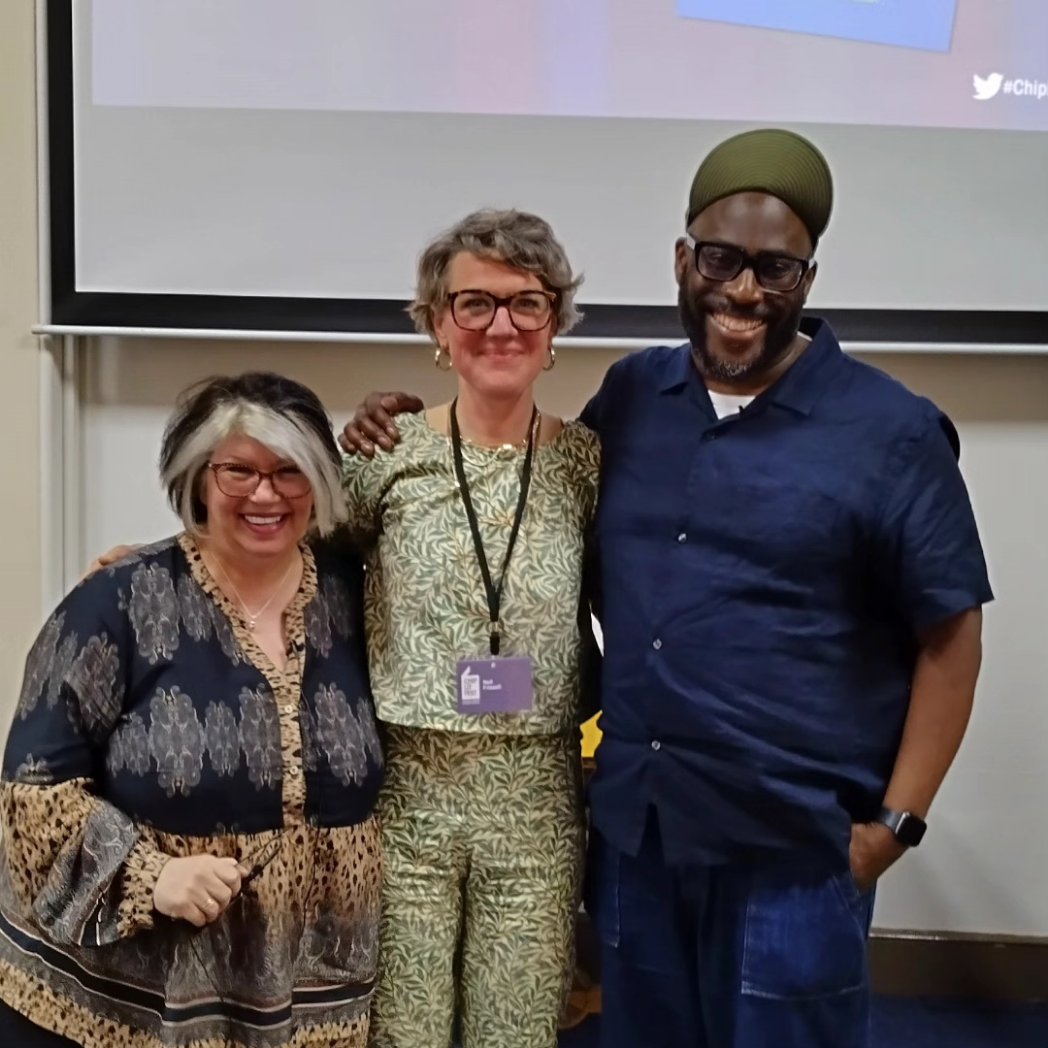 BookMinxSJV's tweet photo. Huge thanks to @ChipLitFest #ChipLitFest @schmotime @PublicityBooks @monicaheisey #ElvinJamesMensah @millyjohnson @mikegayle @NellFrizzell @claremackint0sh @JoDickinson36 @Jaffeandneale for a blooming FABULOUS day! https://t.co/LgFueKOEMI