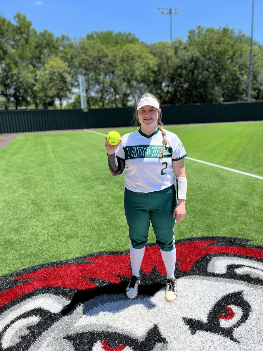 Rio Vista-17
Santo-5
Fun group to be a part of! Hate the season had to end. Thankful for all the work these girls put in! Shout out to Chess for the HR!