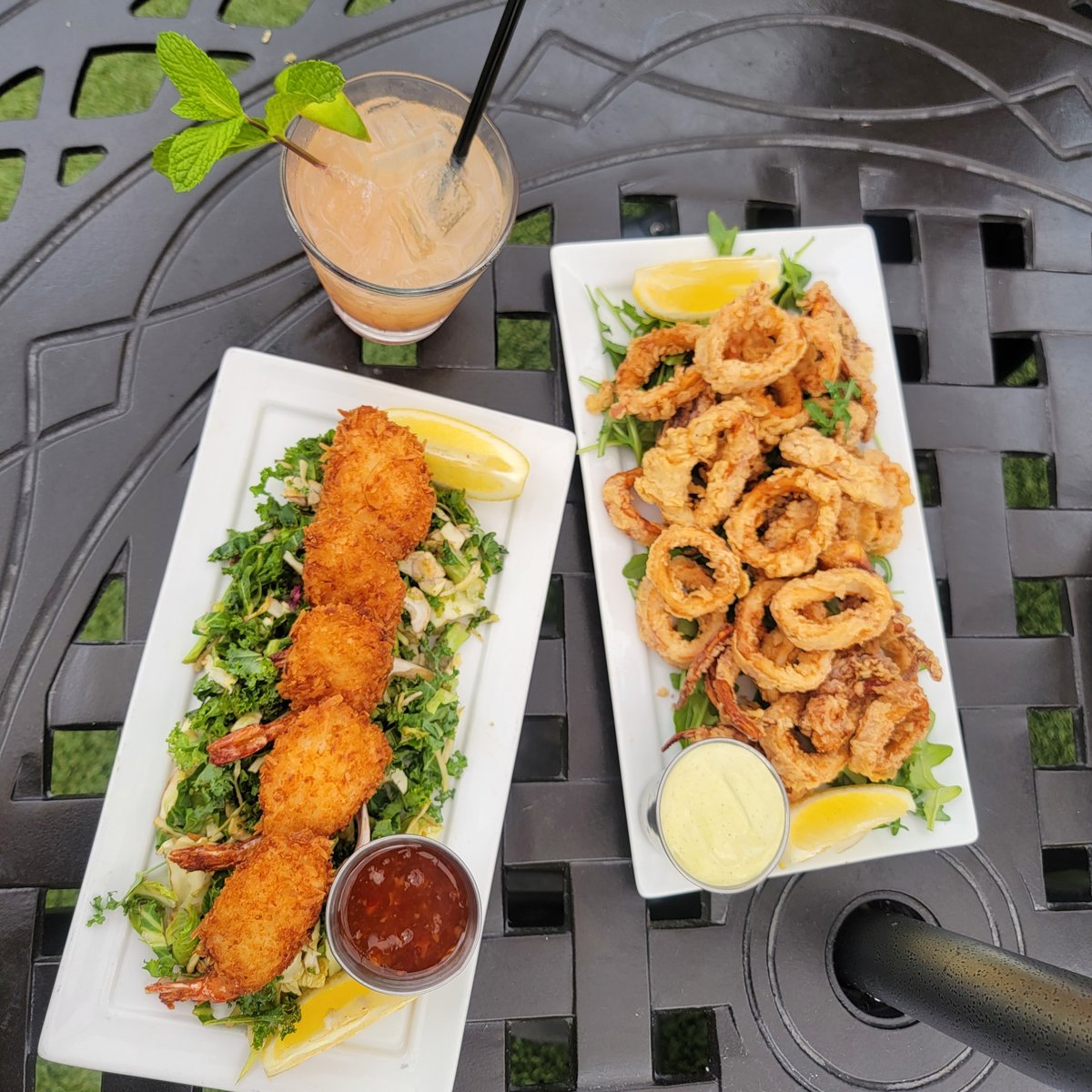 FireflyEatery's tweet photo. Coconut Shrimp or Fried Calamari- which of our delicious appetizers are you choosing? Better yet, enjoy both, poolside today! 

#FireflyEatery  #TheDanaHotel https://t.co/tLUUqrqEDa