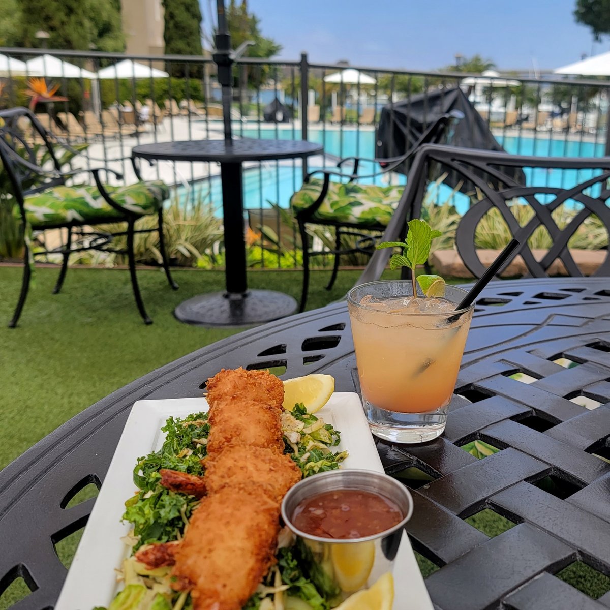 FireflyEatery's tweet photo. Coconut Shrimp or Fried Calamari- which of our delicious appetizers are you choosing? Better yet, enjoy both, poolside today! 

#FireflyEatery  #TheDanaHotel https://t.co/tLUUqrqEDa
