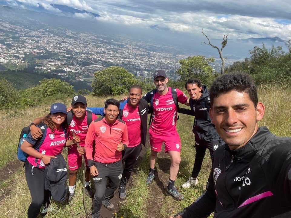 HeNrY717's tweet photo. De visita al Ilalo 👏🏽 @IDV_EC  @INDJRS_EC https://t.co/KGtxanHFkC