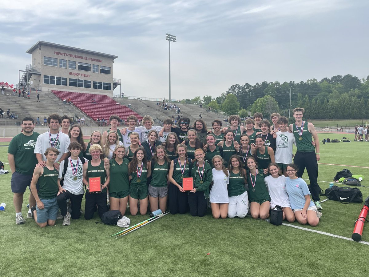 MBHSTrack's tweet photo. Sectional championship sweep!  On to state! https://t.co/Zi5zXYLxQN
