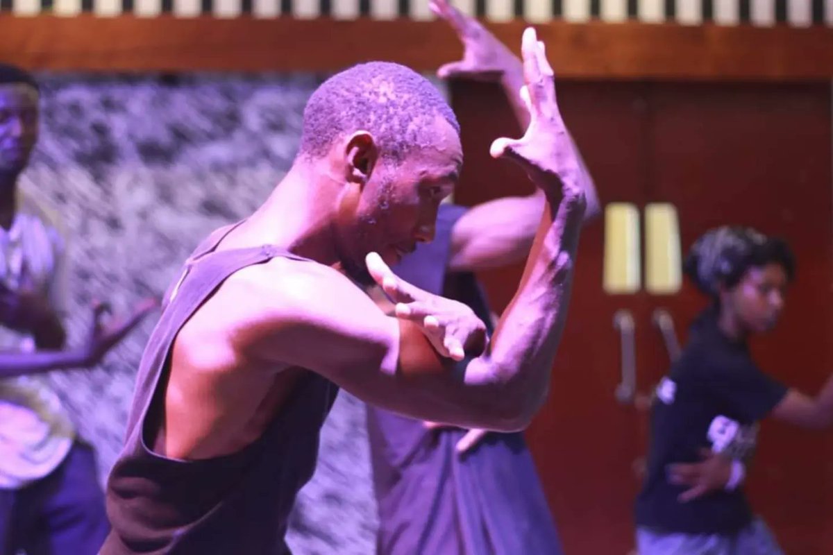 ArtsDecolonize's tweet photo. Dance

Dancing for a sustainable future,well;
We present an exchange programme with TAA Art Organisation  and Unlock Arts Kenya to express artists voices through dance.
#dapping #decolonizearts  #TaaArtOrganisation #unlockartsorganization https://t.co/i7phamOr18
