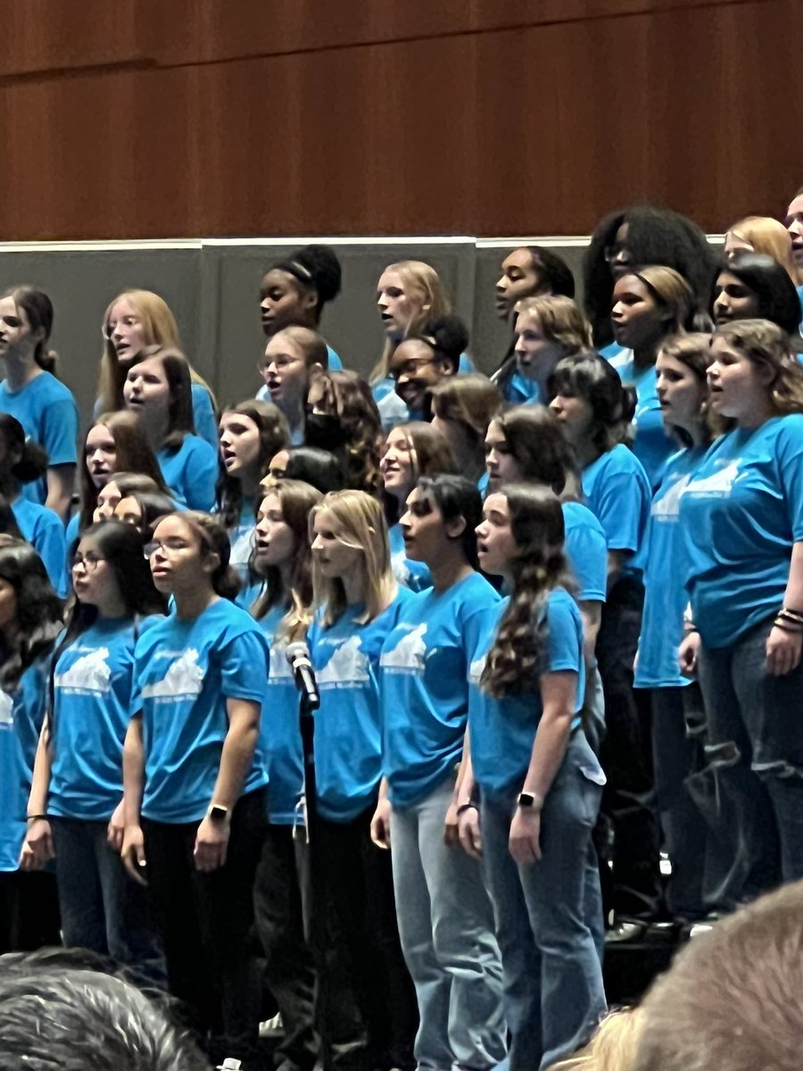 We had three incredible students participate in the All-Virginia Middle School Honor Choir events this weekend! It was an unforgettable weekend of learning and music making. #FLHornets #PWCSArts #hornetchoirs