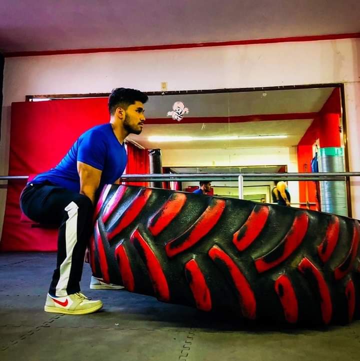 AlonsoIzucar's tweet photo. Chacalito de gym parte 3 🤤❤️ https://t.co/fwcGPfyfIu