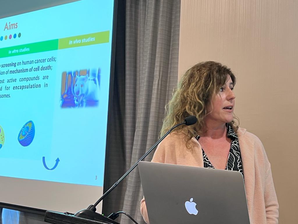 The last LABIC🇨🇱talks were given by Isabel Correia and Lena Ruiz-Azuara.  Thank you very much for your talks👏🏽👏🏽#IsabelCorreia #LenaRuizAzuara  #LABIC2023 #labic2023