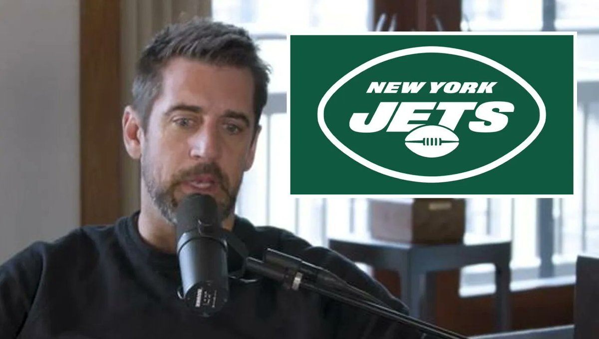 TheBabylonBee's tweet photo. Aaron Rodgers Retires From Professional Football To Play With The Jets 
https://t.co/RHqIl2F8kG https://t.co/rEdRq3nWjP