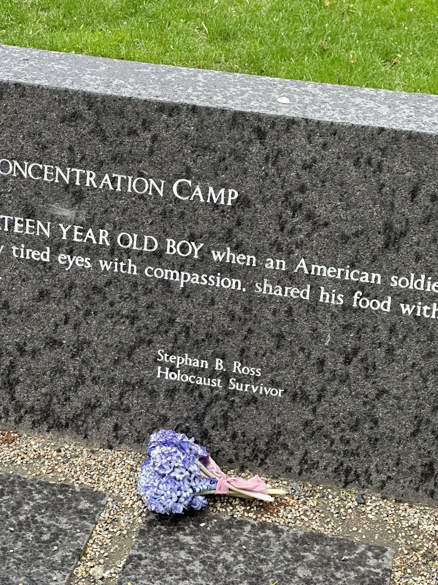 Mike Ross tweet media