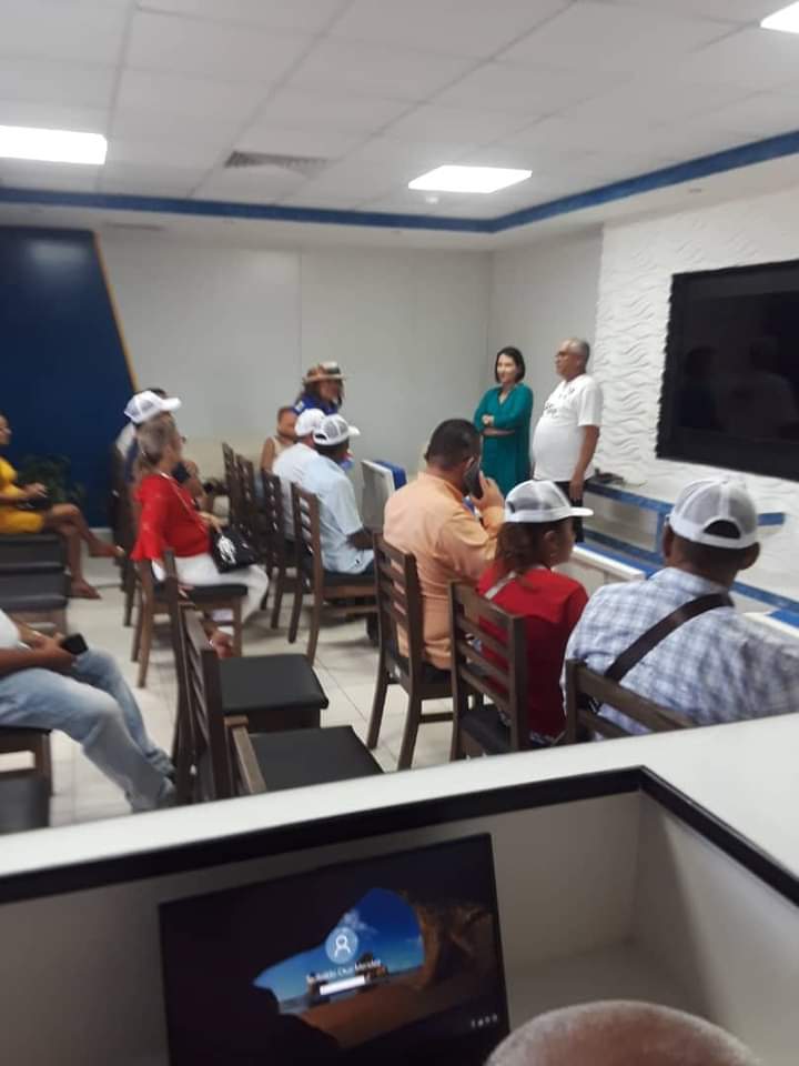LABIOFAM2's tweet photo. Atiende @LirkaRP, presidenta de LABIOFAM a la delegación Mexicana que visitó el Complejo Industrial Habana y de conjunto se evaluaron sus posibilidades e interrelación a futuro. #MejorEsPosible #ALaPatriaManosYCorazon https://t.co/9XdGmNblln