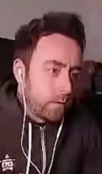 TikTok why? https://t.co/E3vnxm9jXe