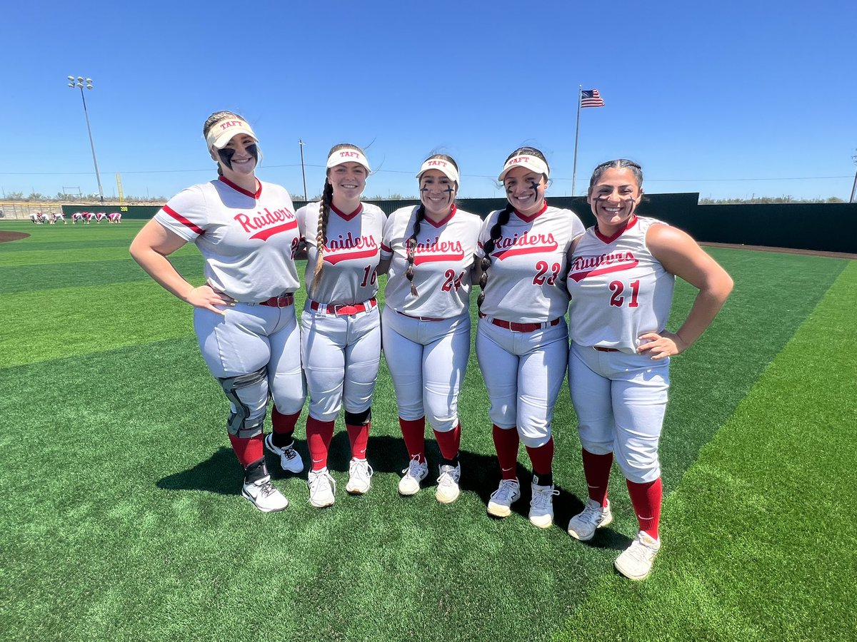 We couldn’t PROUDER of these group of kiddos! Even though we came up short today, they helped put Taft Softball back on the map! Thank you to the 2023 Seniors for all of their hard work and dedication these past four years! Y’all will truly be missed! #DEFEND471 #SZN23