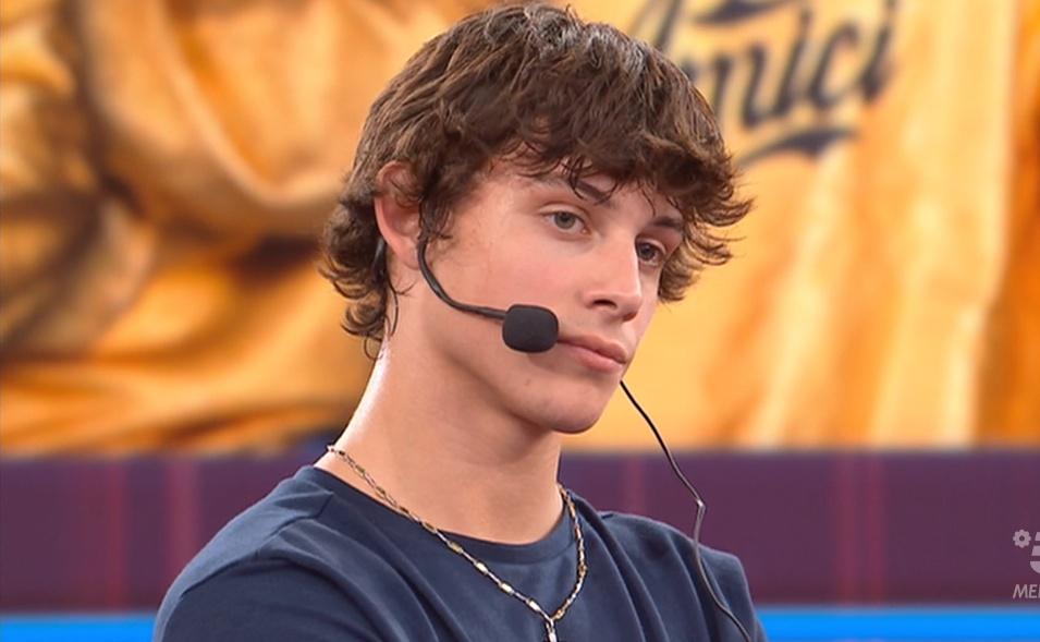 this_isme_22's tweet photo. E pensare che prima di Cricca sono stati capaci di eliminare loro:
#Amici22 #FantaAmici https://t.co/mCeE2ZPdBw