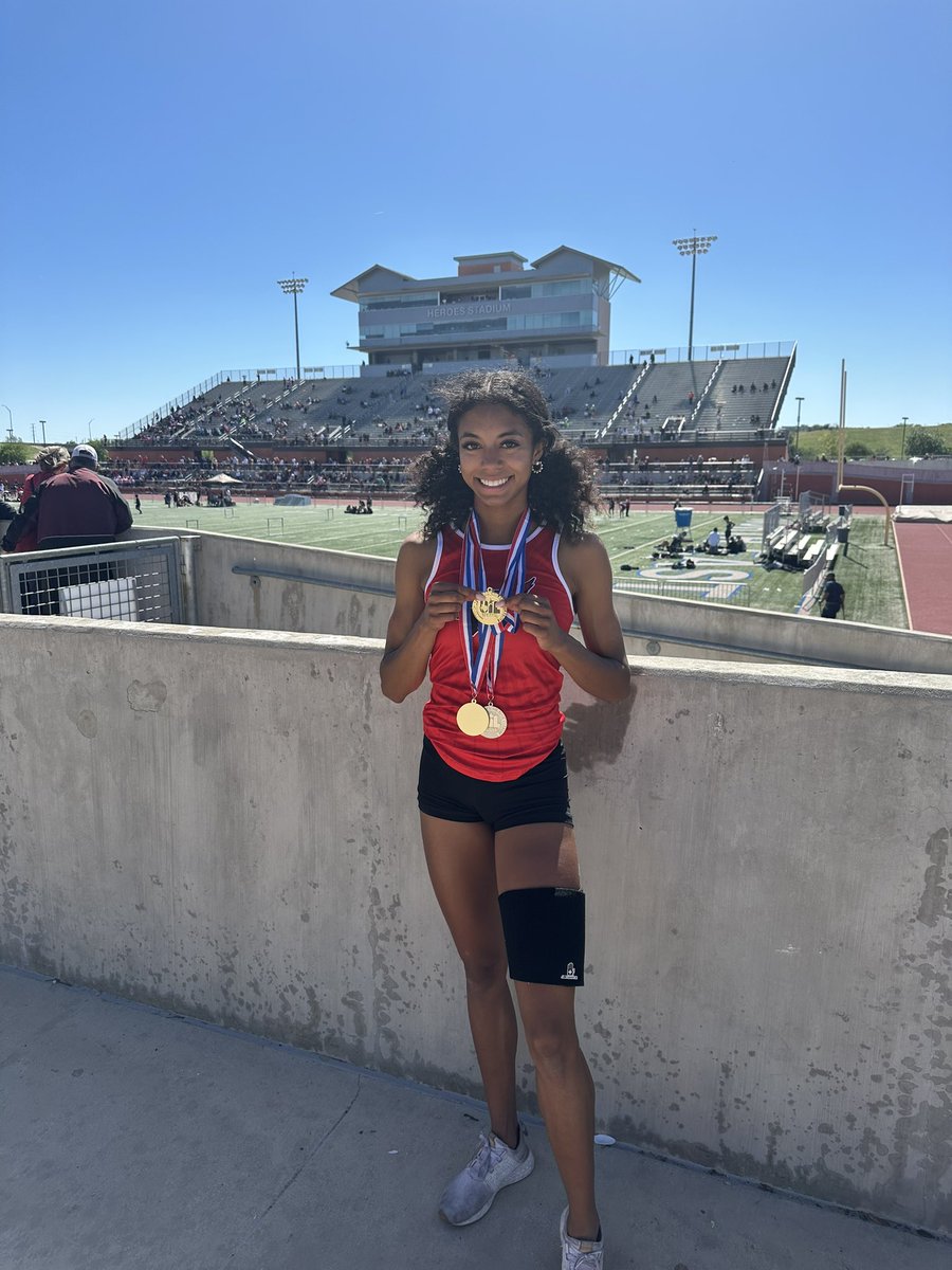State bound in 100m 11.71s new PR,200m 24.29s and 400m 54.26s ( region 4 -6A record) .Overcame a lot of physical and emotional barriers this weekend, true to the cardinal spirit!@HCISD_Athletics <a href="/mannyg3247/">manny gomez</a> @CoachRobDavies @saltytoes54