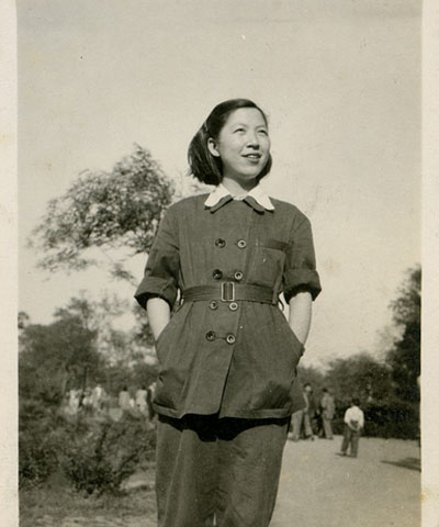 zhu0588's tweet photo. @记者郝成
1968年的黄金一克3.04元，那颗子弹5分钱，照此，现在应该是8.22元一颗子弹了

“1968年4月29日，林昭接到被上海市高级人民法院改判死刑的判决书后，随即被绑赴上海龙华机场执行枪决，终年36岁。5月1日，公安人员来到林昭母亲家，索取5分钱子弹费”---维基百科 https://t.co/8uqLw3Kcgt