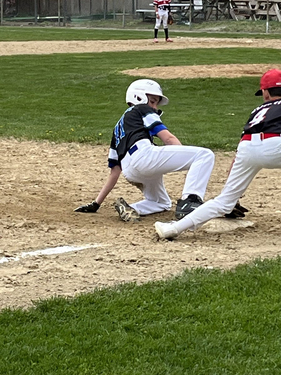 ChefHebert's tweet image. Two big wins for @NoreastersBall 10u blue today. Lukas with the winning #RBI