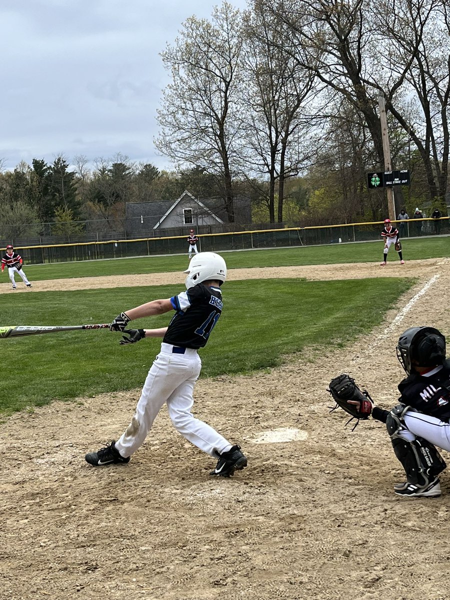 ChefHebert's tweet image. Two big wins for @NoreastersBall 10u blue today. Lukas with the winning #RBI