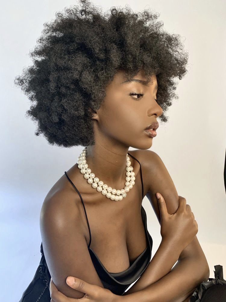 BijouxFleurette's tweet image. Natural hair is beautiful