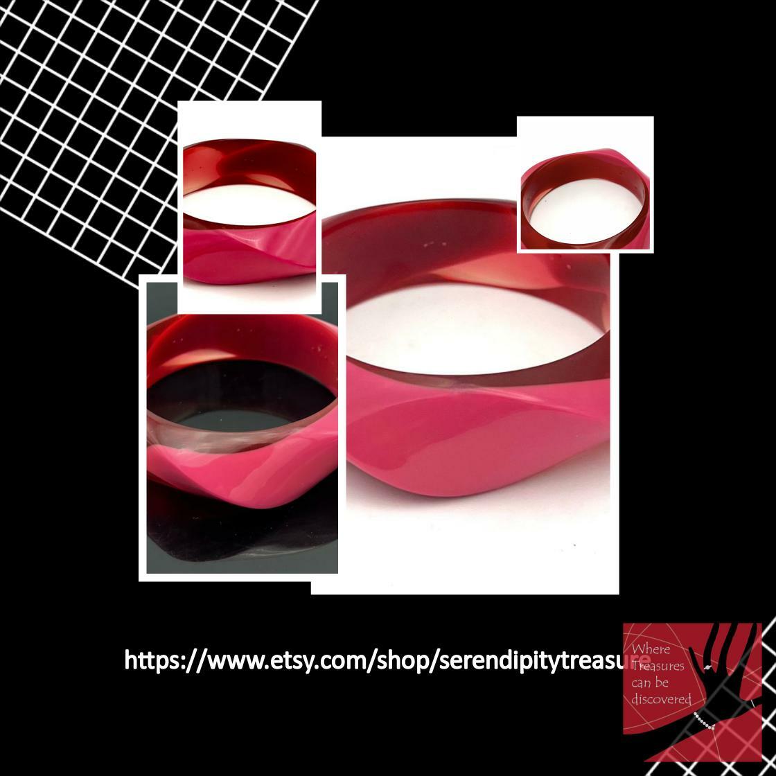serendipitytrea's tweet image. Pink red marble Lucite Bangle Mid Century Mod Modern Vintage Plastic -bracelet #VintageBangle #LuciteBangle 
$18.00
➤ etsy.com/listing/145559…