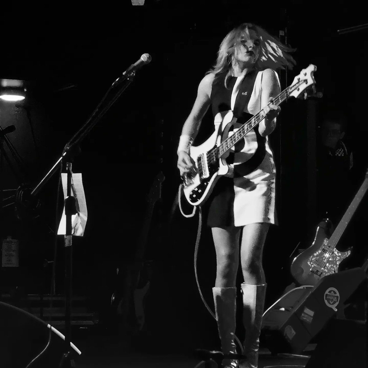 BarbaraCossey's tweet photo. @TMolotovs great set tonight supporting @TheSelecter @epicstudio https://t.co/shU5fog2Ut