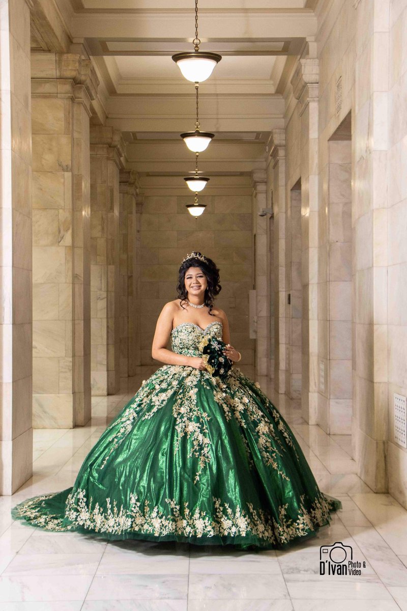 XV Nancy Nicole en Little Rock, Ar. #15byDIvan #ArkansasPhotographer #DIvanPhotoVideo #divanfotografia #CanonPhotography #ArkansasPhotography #misquinceenarkansas #arkansasquinceañera #misquince  #quinceañerasusa #djmaury #djmauryarkansas #sierrenoslittlerock #sierreñoslittlerock