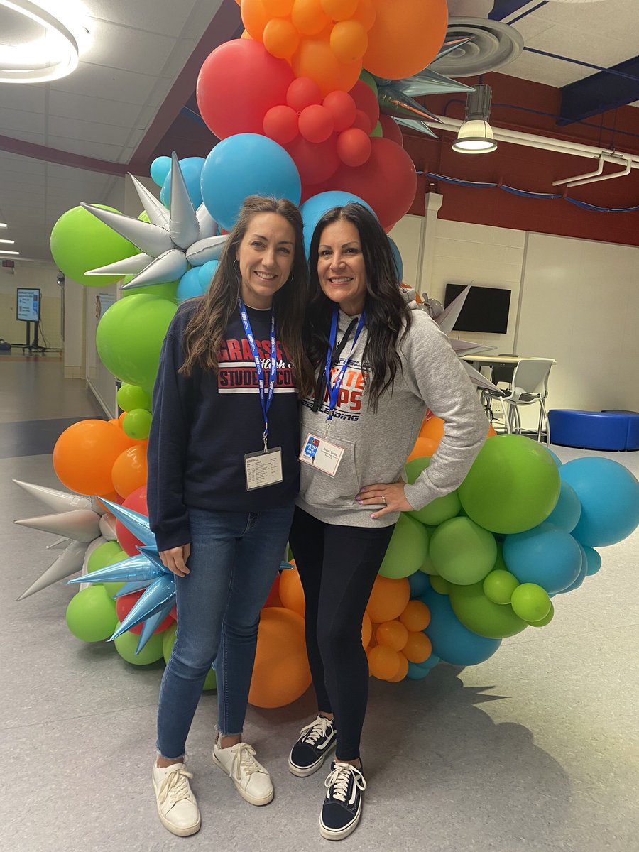 mrswhiteghs's tweet photo. Adults laugh 7-14 times a day… today I know I surpassed that average! Thank you @KHS_Chiefs &amp; @VHSL_activities for an awesome Leadership Conference today! https://t.co/6wsDXyqGd3