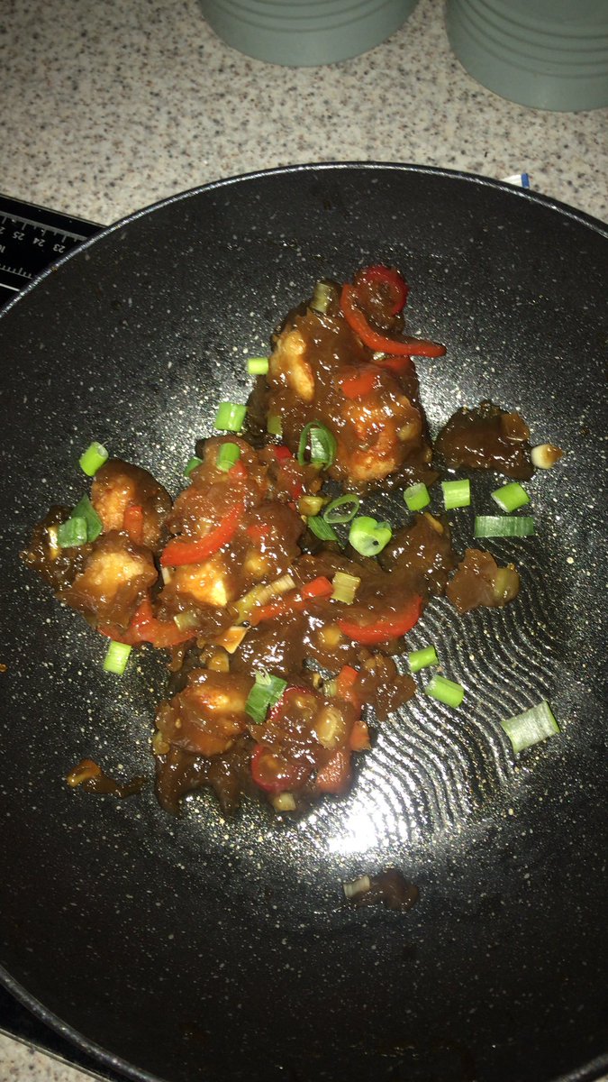 shizekage's tweet image. Gluten free and homemade 🤤🤤 #coeliac #koreanchicken #yummy #Foodie