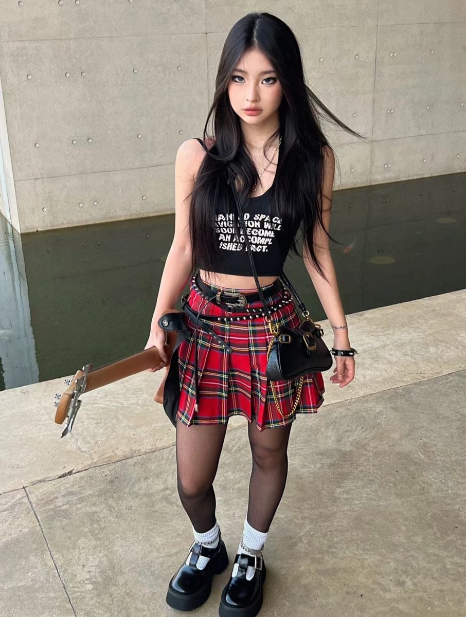 uck_yanmei's tweet photo. ㅤ
ㅤ𝐣𝐮𝐬𝐭 𝐮𝐩𝐝𝐚𝐭𝐞𝐝 @ 𝐲𝐚𝐧𝐦𝐞𝐢 
ㅤ𝟐𝟗𝟎𝟒 – [#𝐮𝐜𝐠𝐫𝐚𝐦] + [#𝐧𝐢𝐠𝐡𝐭𝐦𝐚𝐫𝐞𝐧𝐢𝐠𝐡𝐭]
ㅤtoday is rock day, baby! https://t.co/HmbsZm4w6f