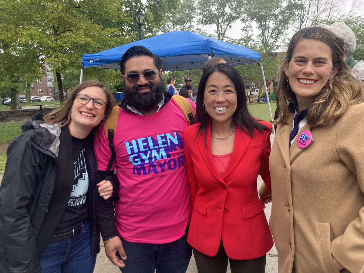 What an honor to welcome Helen Gym to South Philly along with leaders from Wards 1, 2, and 39a! This morning, over 150 neighbors joined us for a rally, with dozens canvassing afterwards. 

Join me in electing Helen Gym as our next mayor by voting on May 16th!