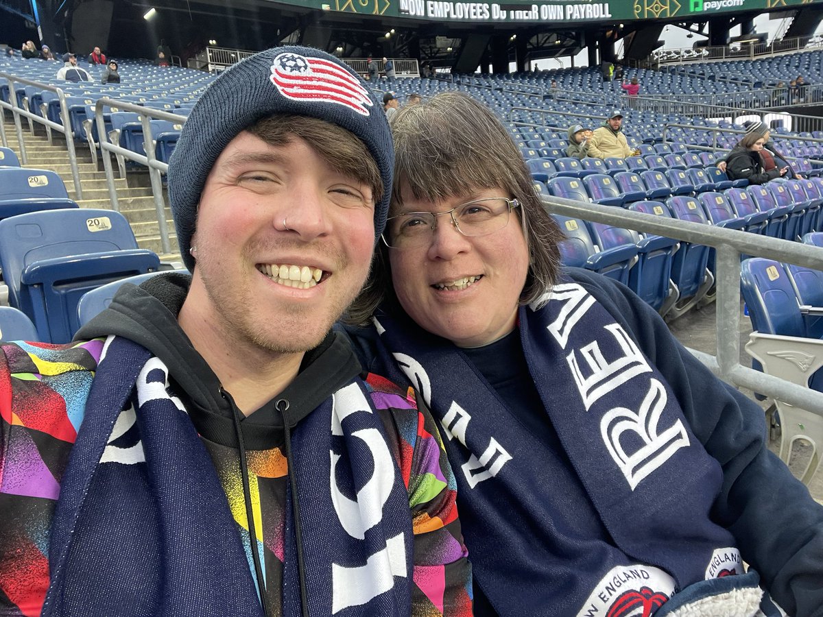 Sec 113 Row 6 Seats 19&20
#NERevs #TweetYourSeat