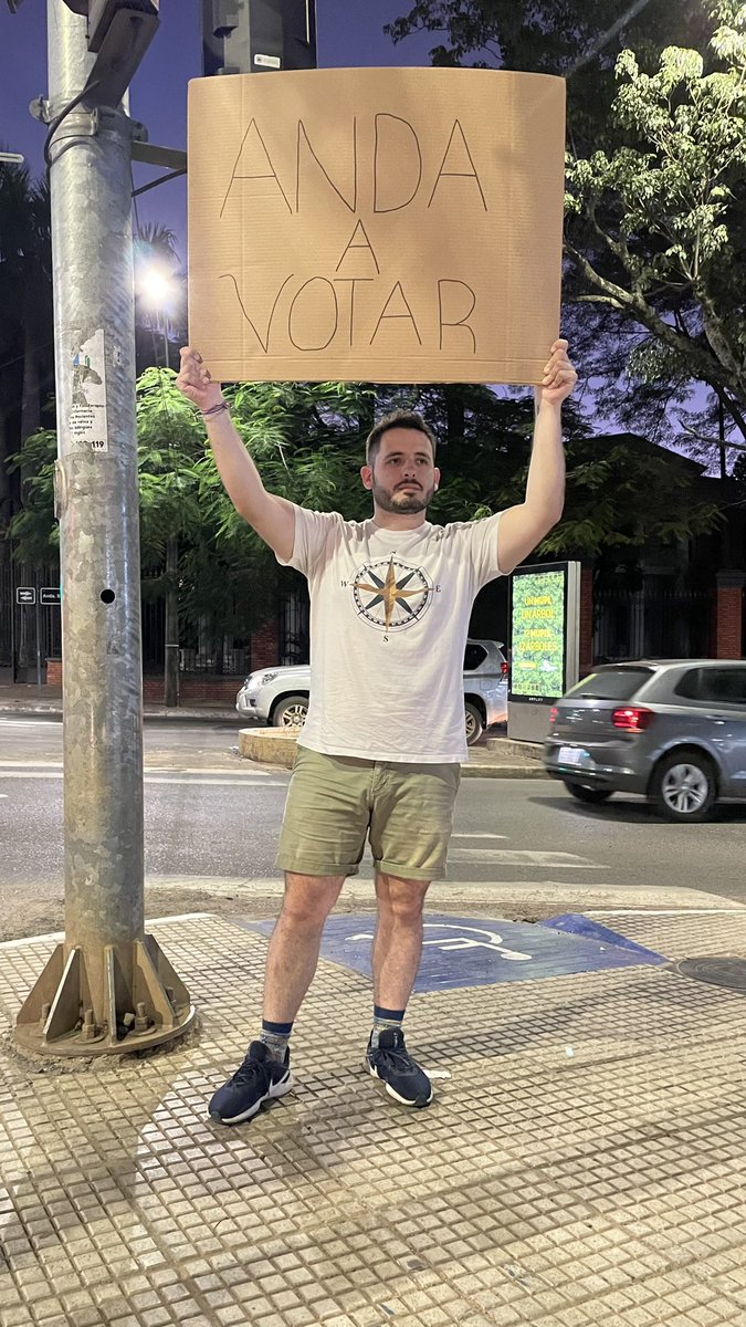tatigimenezi's tweet photo. Una vez cada 5 años tenemos la hermosa oportunidad de definir quienes tomarán las decisiones en el Gobierno.

Mañana vayamos todos a votar🇵🇾 https://t.co/jbucPzWPDX
