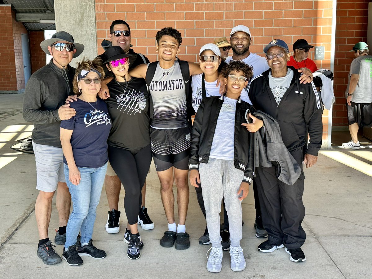 BryceLloyd15's tweet photo. 6th place Regional Finalists is not a bad way to end our 2023 season @Soto_TF ! 1 of 32 4x400M 6A Relay Teams left in the State! 2024 we are coming for you!! #WeAreJustGettingStarted #Sotomayor #JustWait #1stLeg #50Split #Sophomore @ArmyWP_TrackXC @HUBisonTFXC @Navy_TrackField https://t.co/j4dRe6DRcw
