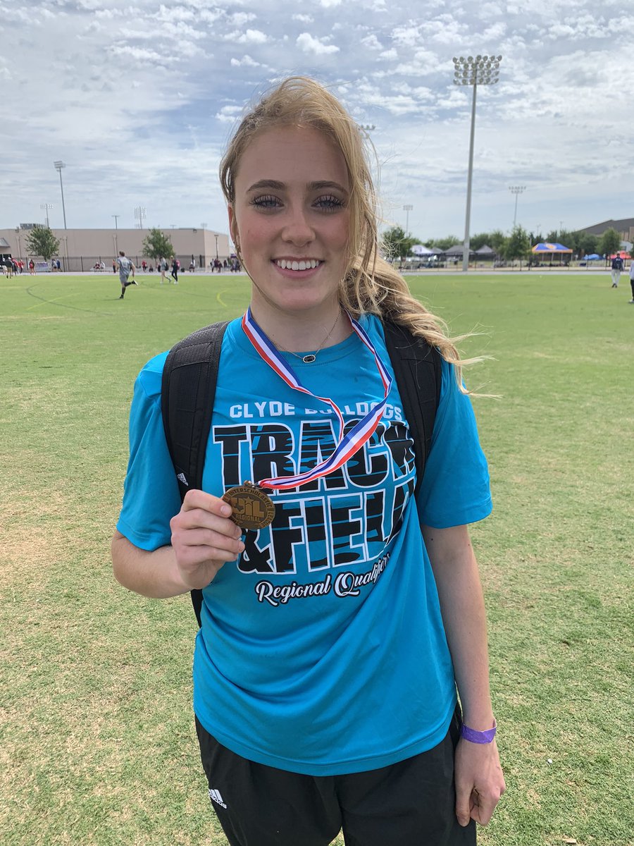 Congratulations <a href="/abbycarr_/">Abby Carr</a>  third place at regionals in the high jump!  Hoping for that wildcard!!