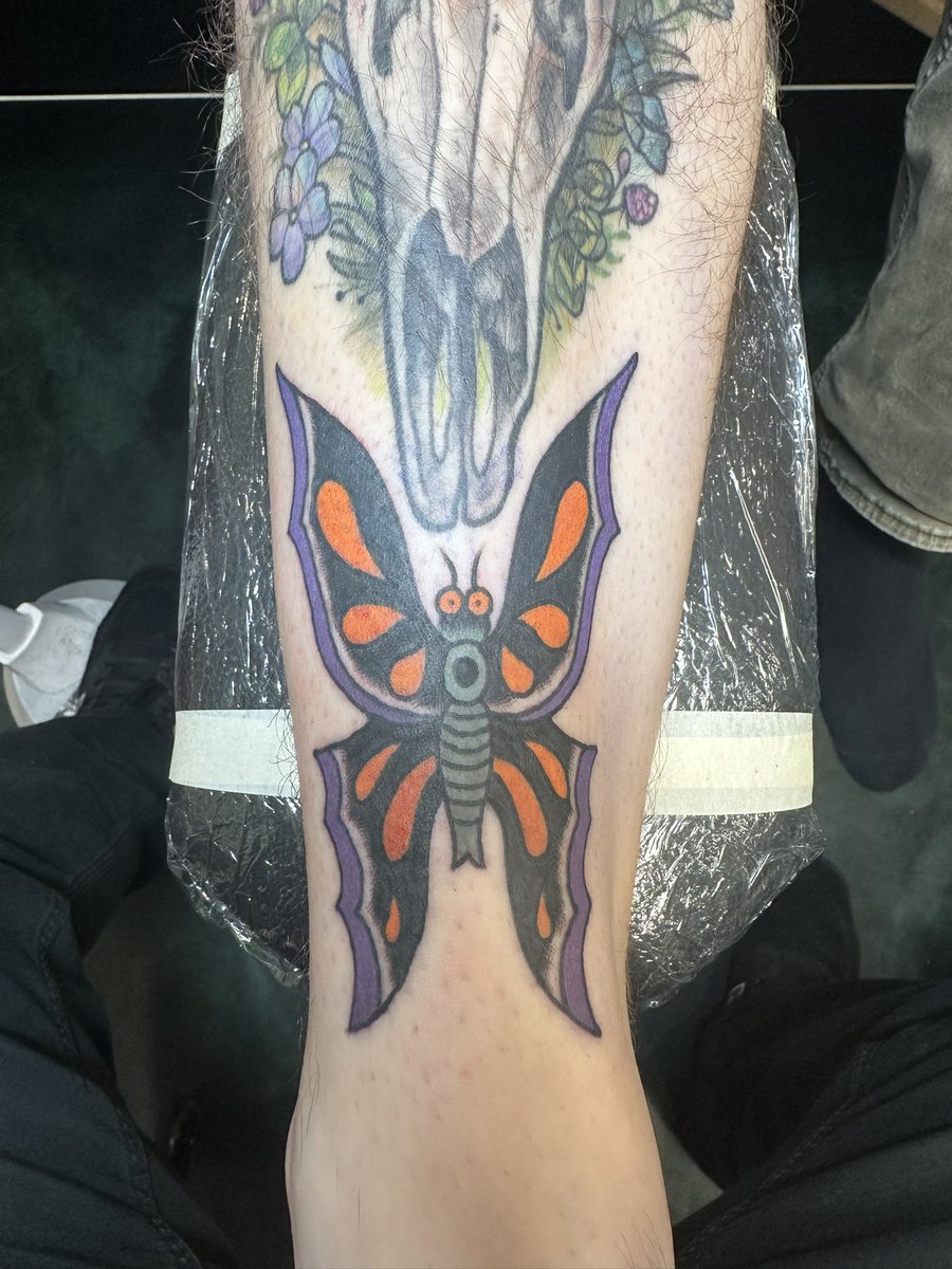 Burgaltron's tweet photo. hi i took walk ins all day and made these https://t.co/fTtKJQjpu9