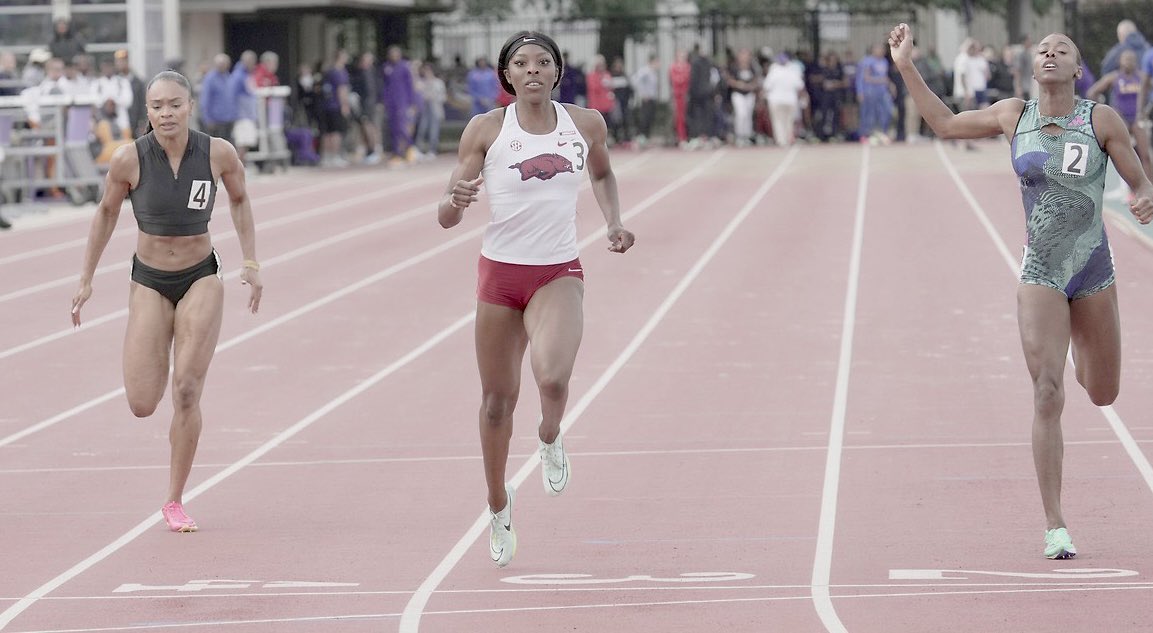 RazorbackTFXC's tweet photo. 2023 LSU Invitational

Women’s 200m

22.87 career best as Rosey Effiong wins second section. Now No. 5 on UA all-time list https://t.co/KYDEv5lEEZ