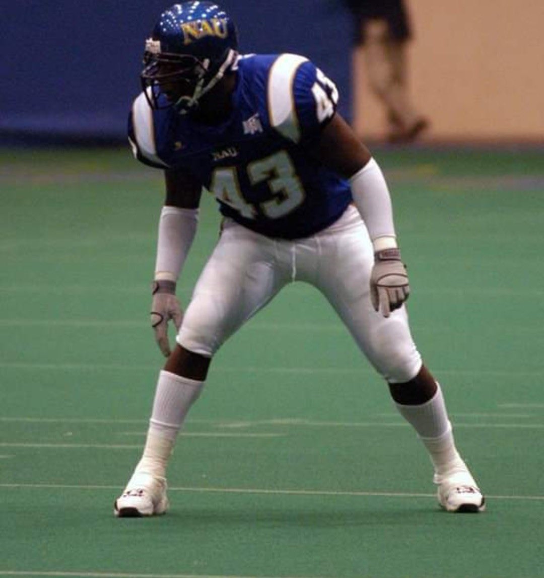 CFB247's tweet photo. Derek Stotts
Northern Arizona, Linebacker 2001-2003 https://t.co/ajN6wqHUwc