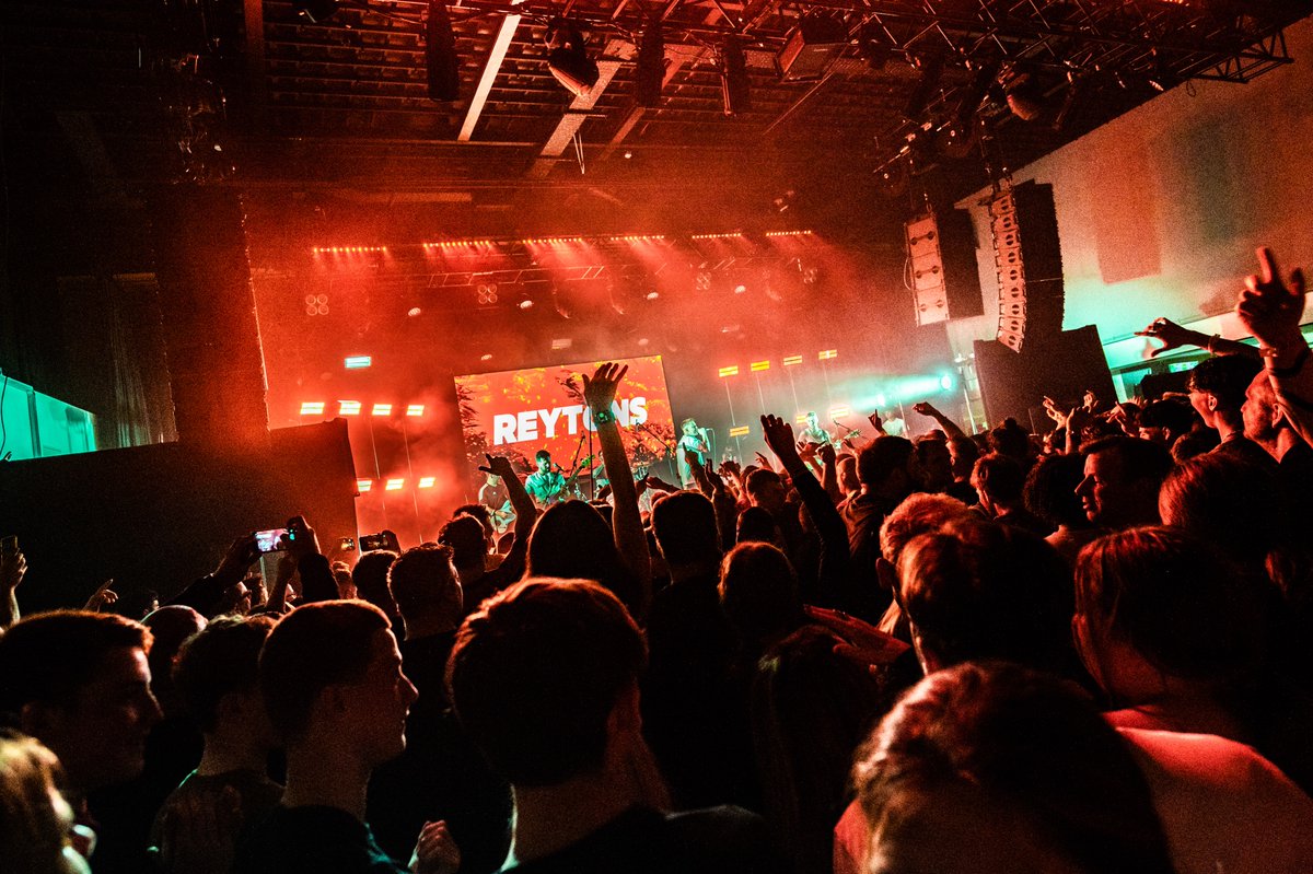Liverpool Sound City (@soundcity) on Twitter photo What a way to close day 2 of Sound City 2023!!✨
<a href="/TheReytons/">THE REYTONS</a> showed why they bagged a #1 album earlier this year👏🎉
See you all again tomorrow for the third and final round 👋
📸 - <a href="/kiwimcmc/">sam kiwi photo boy</a> What a way to close day 2 of Sound City 2023!!✨
<a href="/TheReytons/">THE REYTONS</a> showed why they bagged a #1 album earlier this year👏🎉
See you all again tomorrow for the third and final round 👋
📸 - <a href="/kiwimcmc/">sam kiwi photo boy</a>