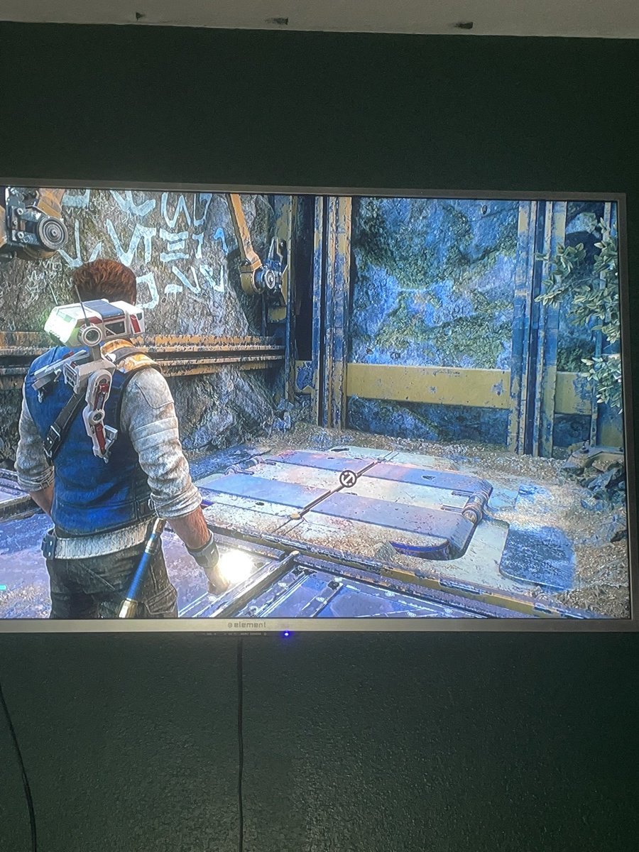 chantelfisher14's tweet photo. What are these secret doors under the first elevator on the second planet?? https://t.co/VFR3zIoGKW