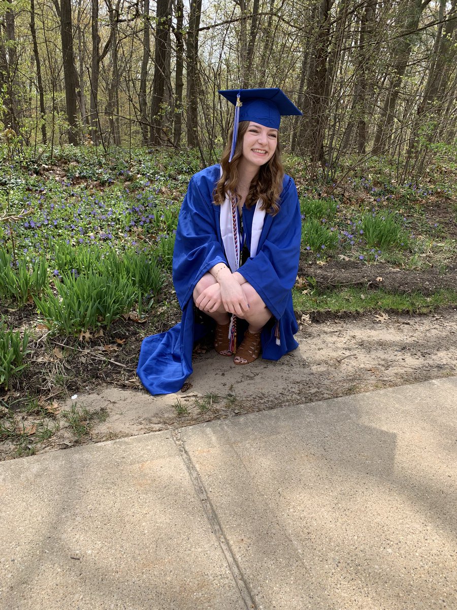 DhoffmanDoug's tweet image. Congrats Izzy on college graduation! Very proud of you and look forward to your accomplishments in the future! Always proud Dad!@izzyhoff111